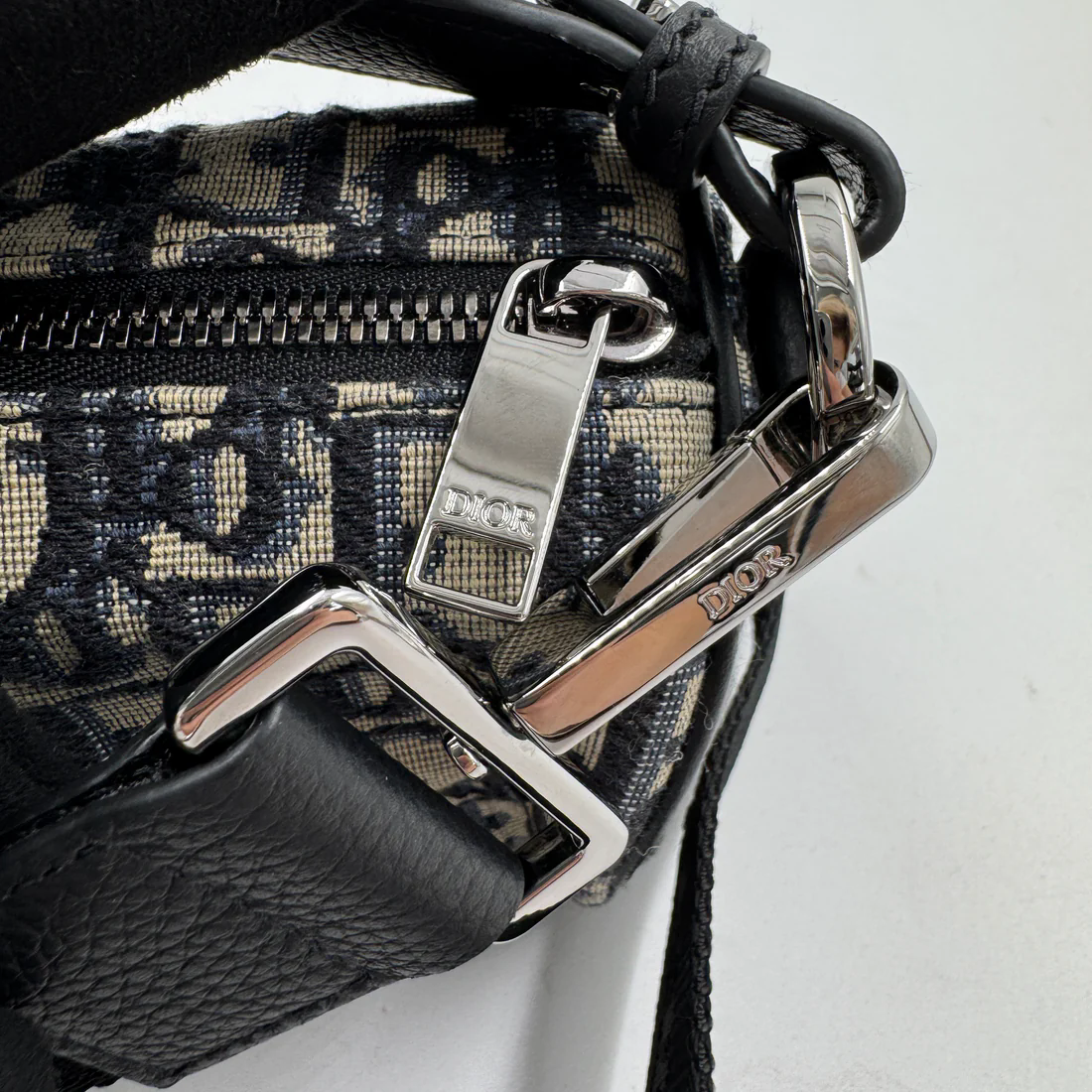 DIOR OBLIQUE JACQUARD SHOULDER BAG